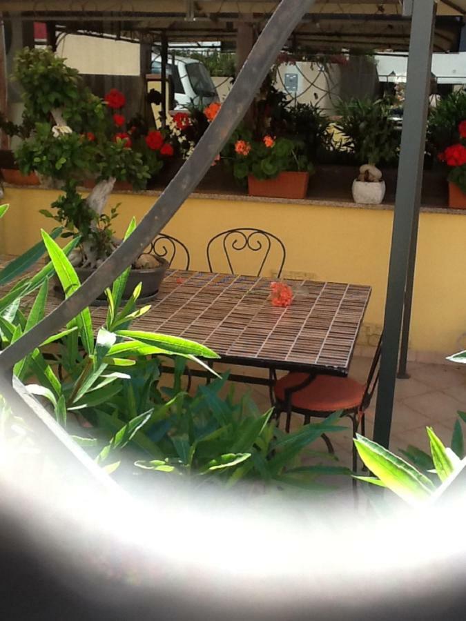 Guesthouse Nuvole Olbia Extérieur photo